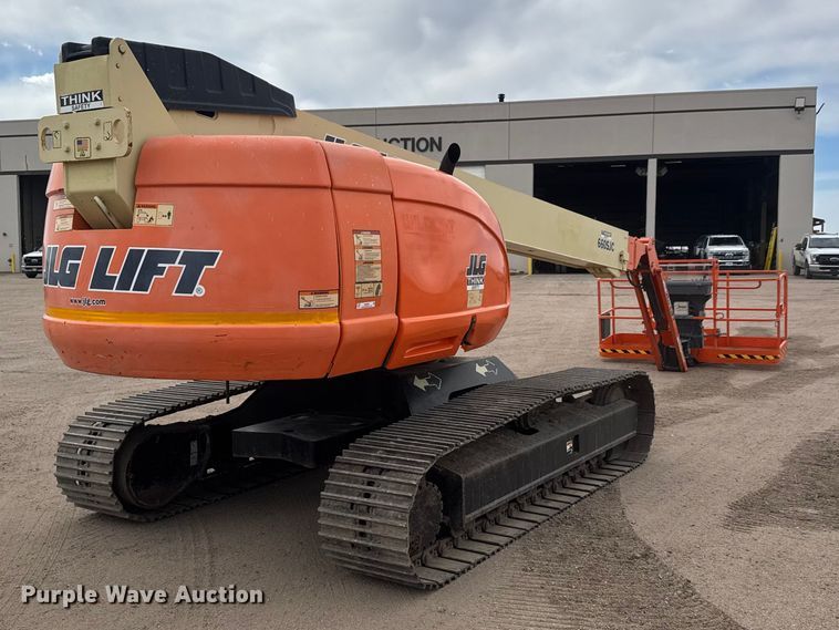 image for item MX9204 2009 JLG 660SJC boom lift