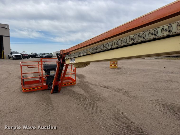 image for item MX9204 2009 JLG 660SJC boom lift