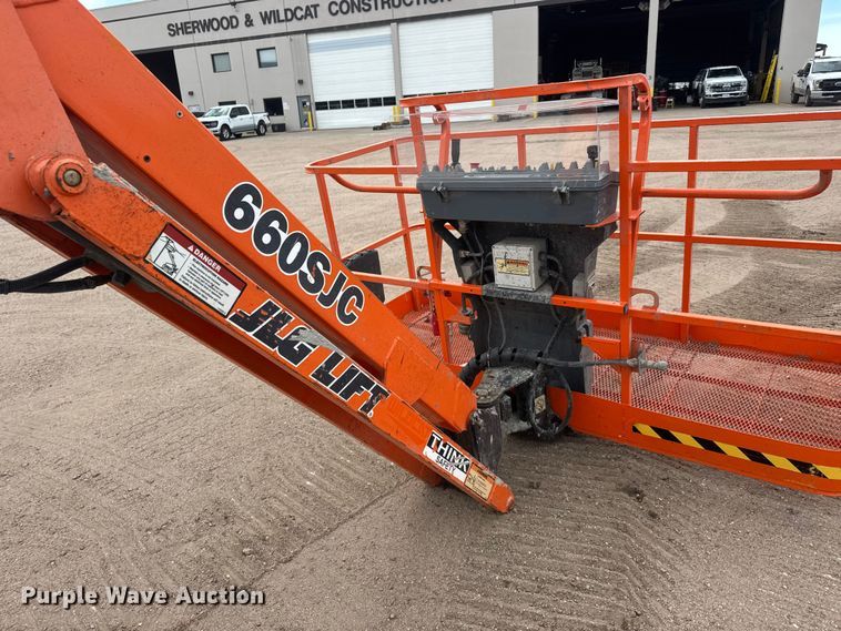 image for item MX9204 2009 JLG 660SJC boom lift