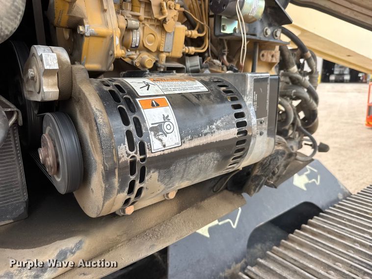 image for item MX9204 2009 JLG 660SJC boom lift