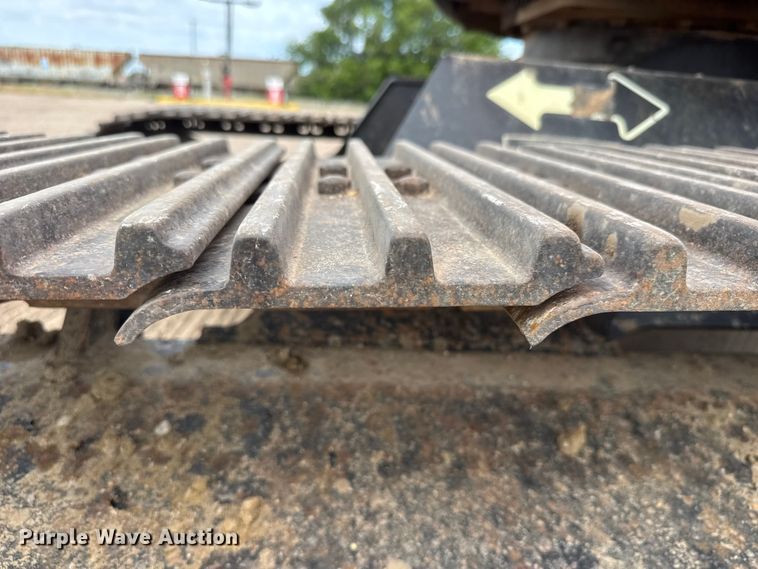image for item MX9204 2009 JLG 660SJC boom lift