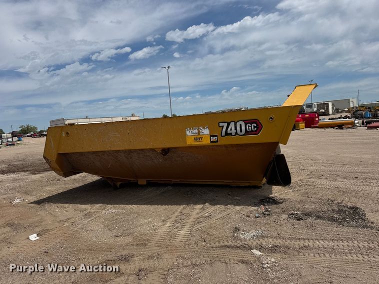 image for item MX9207 Caterpillar 740 GC haul truck dump bed