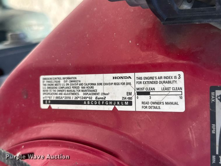 image for item MX9282 2004 Chevrolet  C7500 utility / service truck
