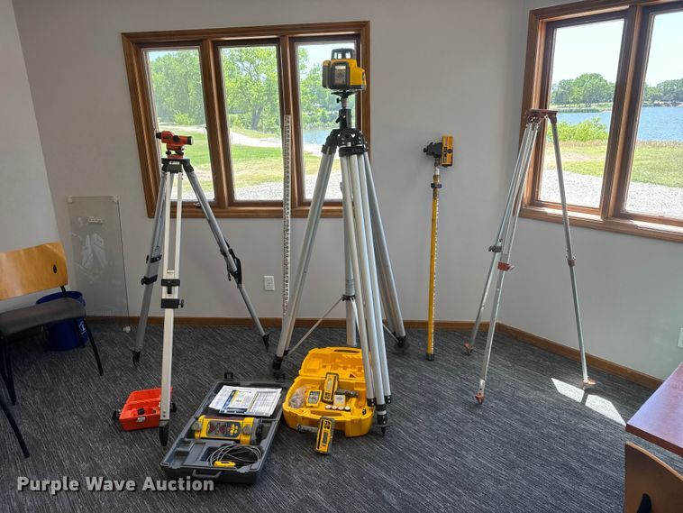 image for item MX9288 Spectra Precision GL412N surveying equipment