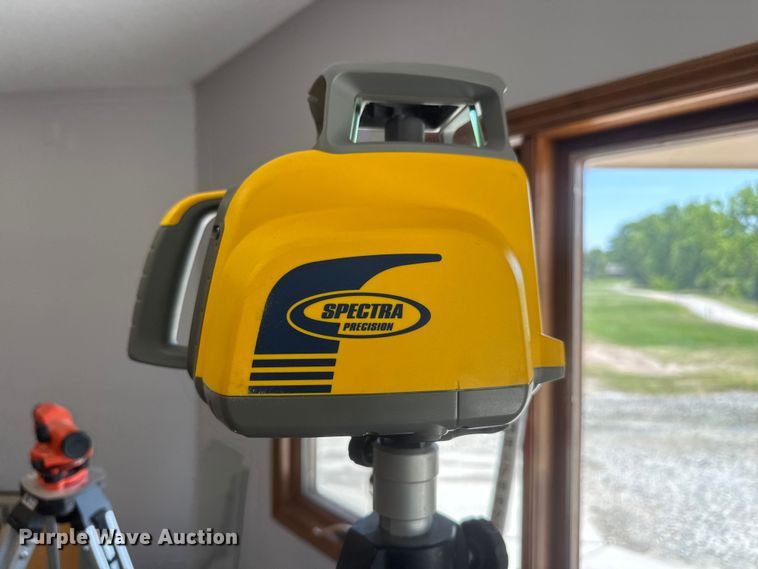 image for item MX9288 Spectra Precision GL412N surveying equipment