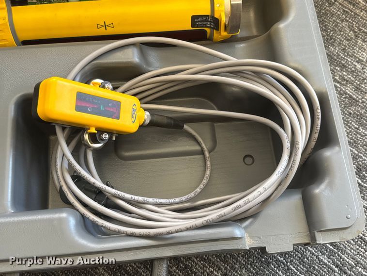 image for item MX9288 Spectra Precision GL412N surveying equipment