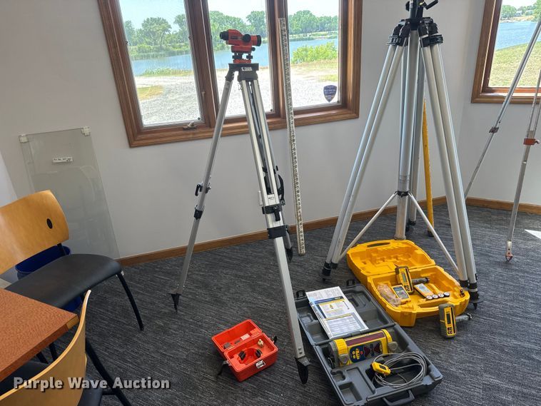 image for item MX9288 Spectra Precision GL412N surveying equipment