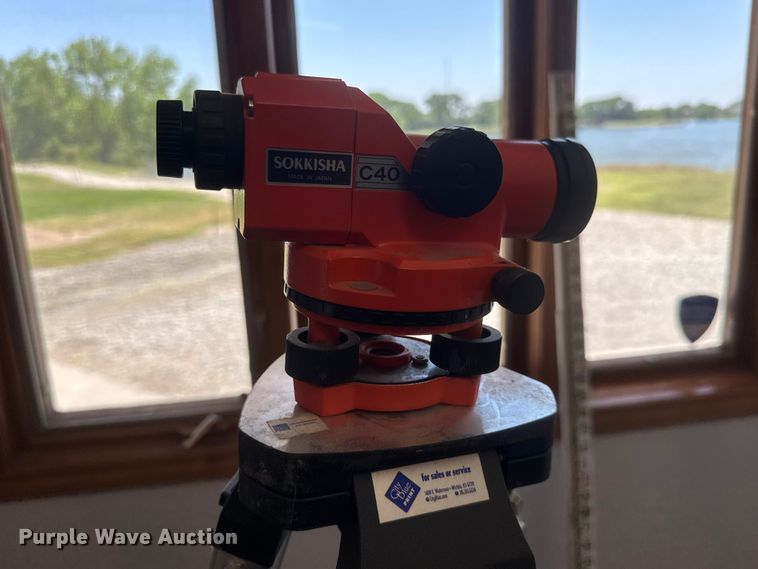 image for item MX9288 Spectra Precision GL412N surveying equipment