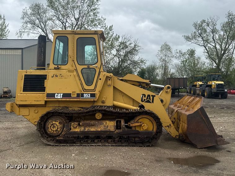 image for item OE9550 1983 Caterpillar 953 LGP track loader