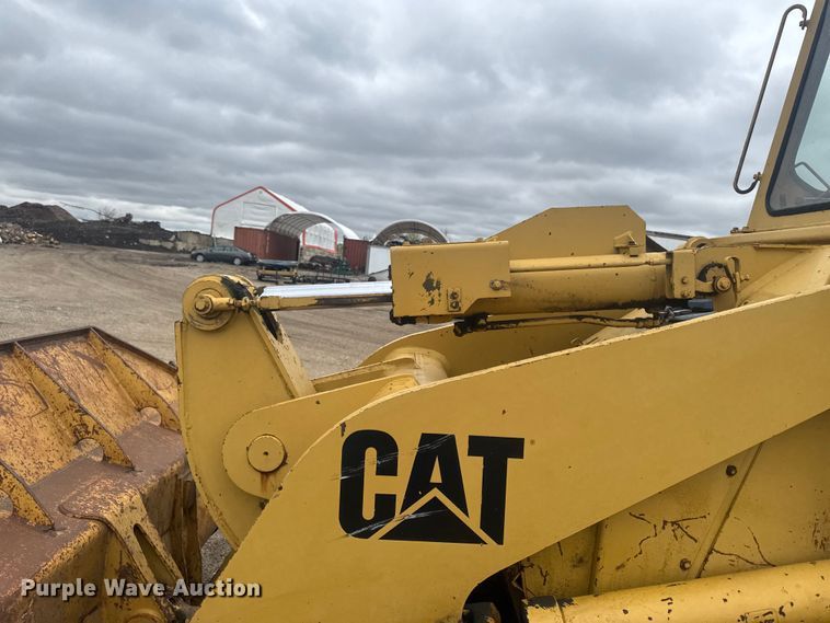 image for item OE9550 1983 Caterpillar 953 LGP track loader