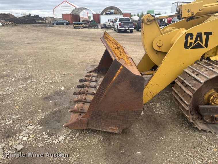 image for item OE9550 1983 Caterpillar 953 LGP track loader