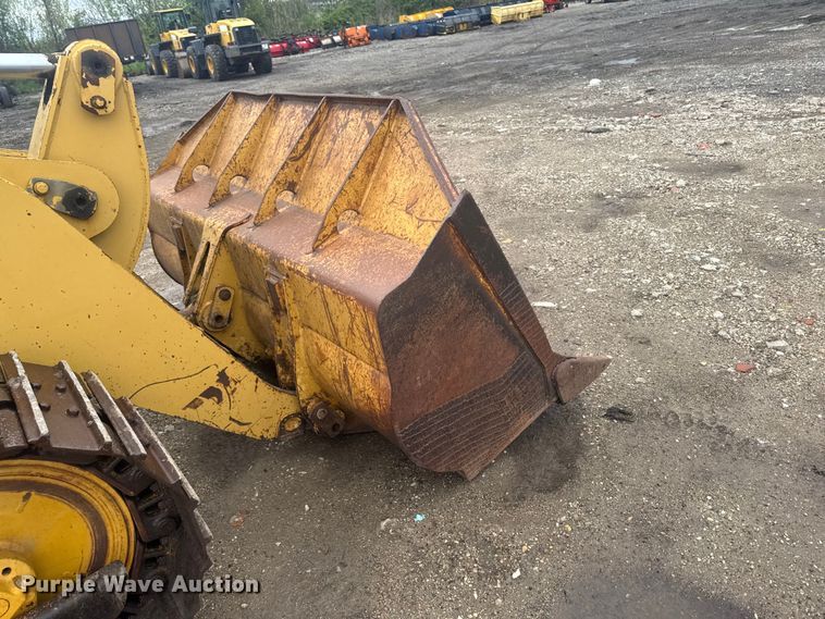 image for item OE9550 1983 Caterpillar 953 LGP track loader