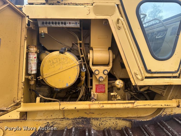 image for item OE9550 1983 Caterpillar 953 LGP track loader