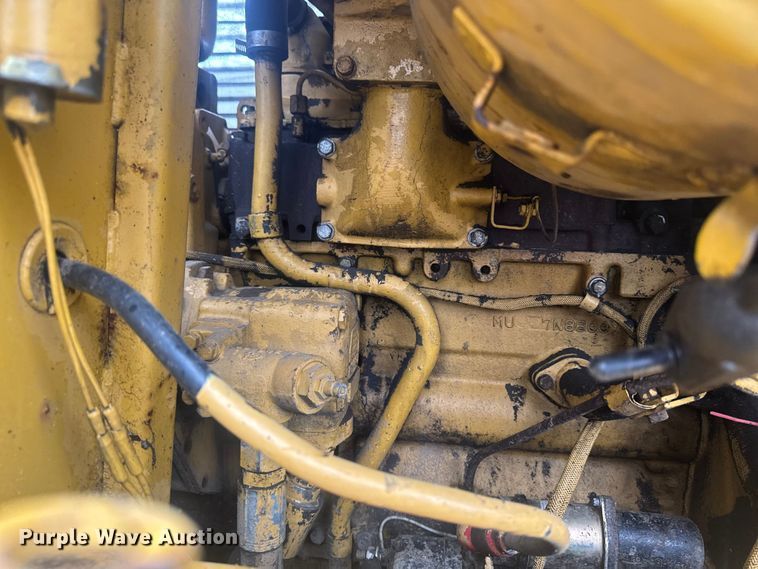 image for item OE9550 1983 Caterpillar 953 LGP track loader