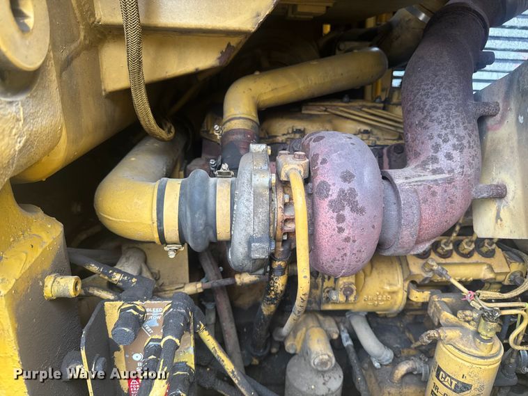 image for item OE9550 1983 Caterpillar 953 LGP track loader