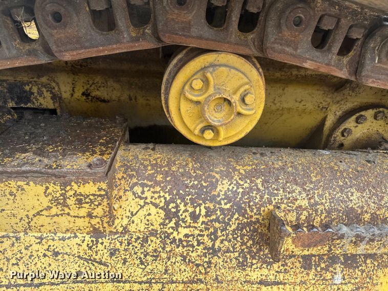 image for item OE9550 1983 Caterpillar 953 LGP track loader