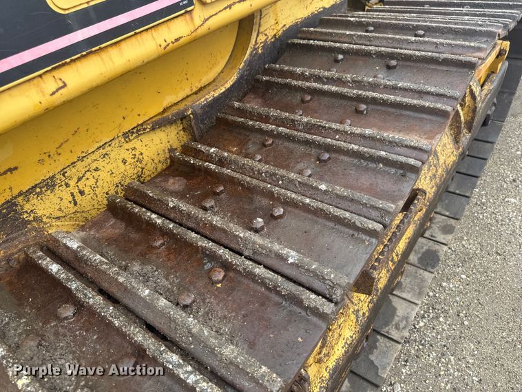 image for item OE9550 1983 Caterpillar 953 LGP track loader