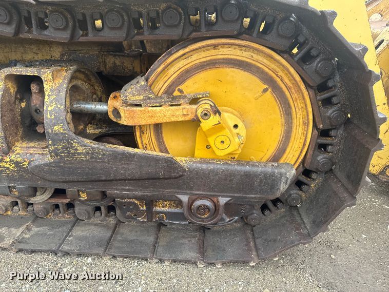 image for item OE9550 1983 Caterpillar 953 LGP track loader