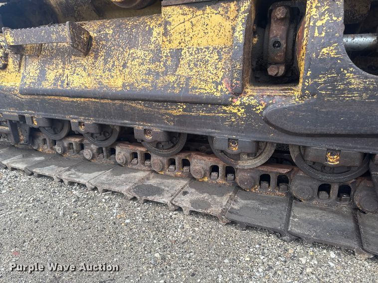 image for item OE9550 1983 Caterpillar 953 LGP track loader