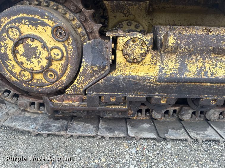image for item OE9550 1983 Caterpillar 953 LGP track loader