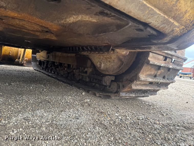 image for item OE9550 1983 Caterpillar 953 LGP track loader