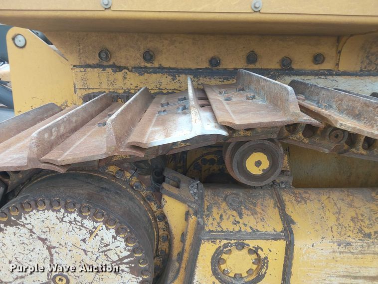 image for item YA1669 2023 John Deere 850L WLT dozer