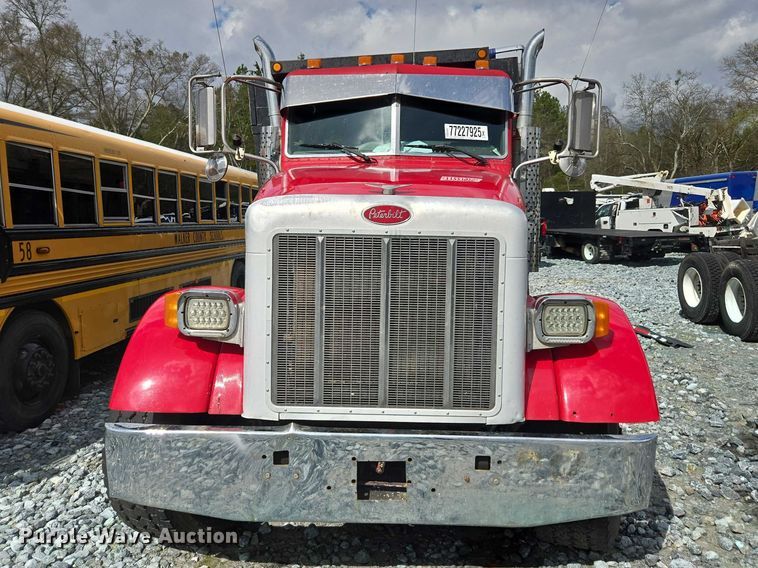 image for item YA2656 2009 Peterbilt 365 dump truck