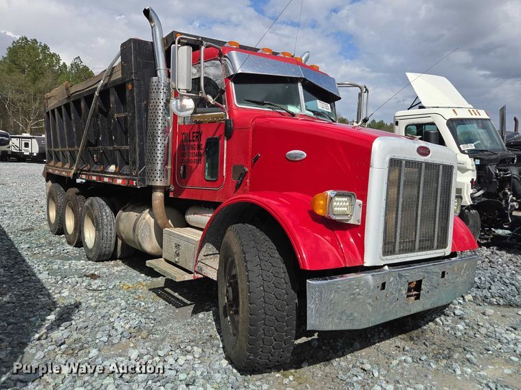 image for item YA2656 2009 Peterbilt 365 dump truck