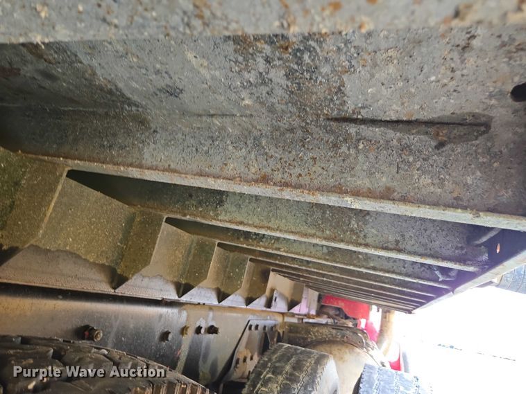 image for item YA2656 2009 Peterbilt 365 dump truck
