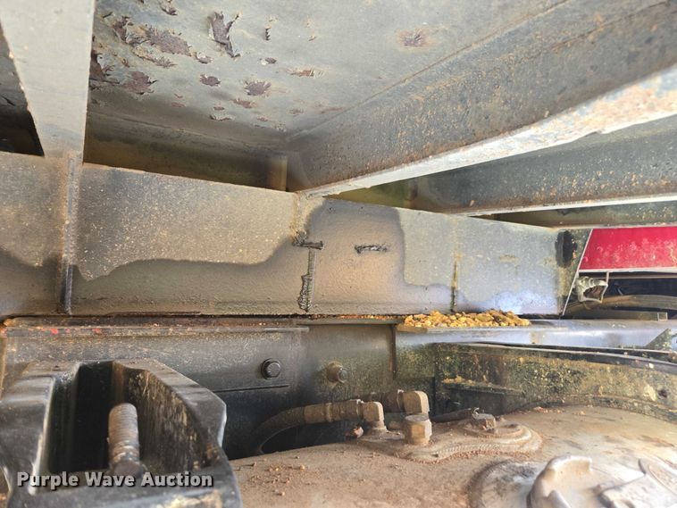 image for item YA2656 2009 Peterbilt 365 dump truck