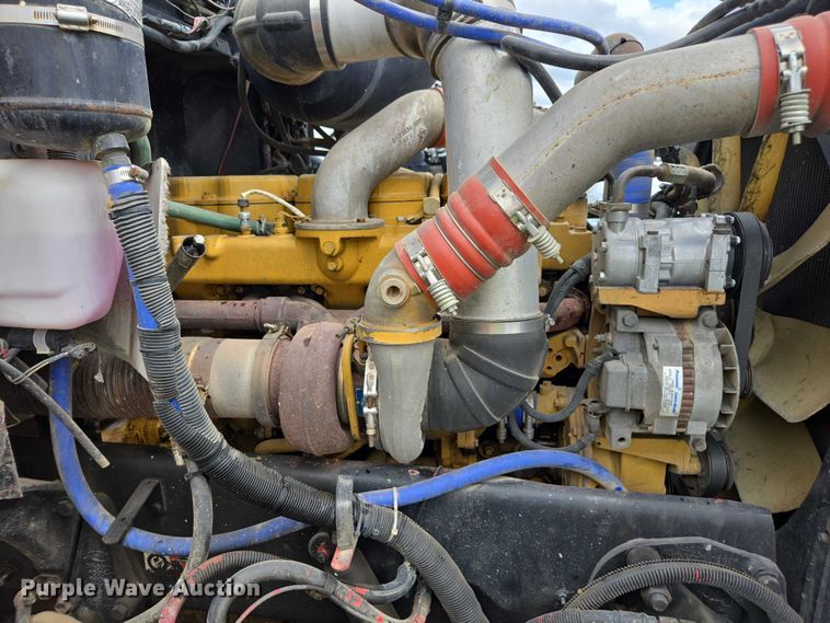 image for item YA2656 2009 Peterbilt 365 dump truck