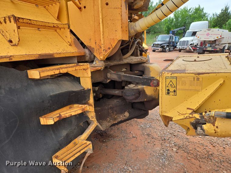 image for item YA2770 2000 Volvo A40 articulated haul truck