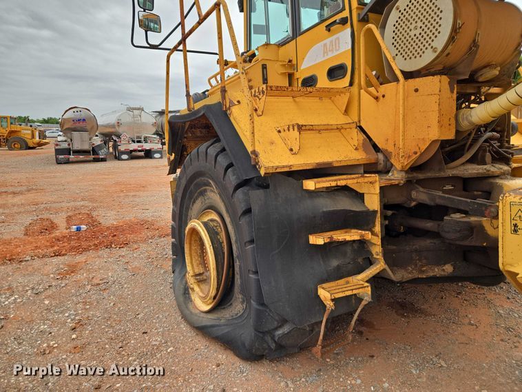 image for item YA2770 2000 Volvo A40 articulated haul truck