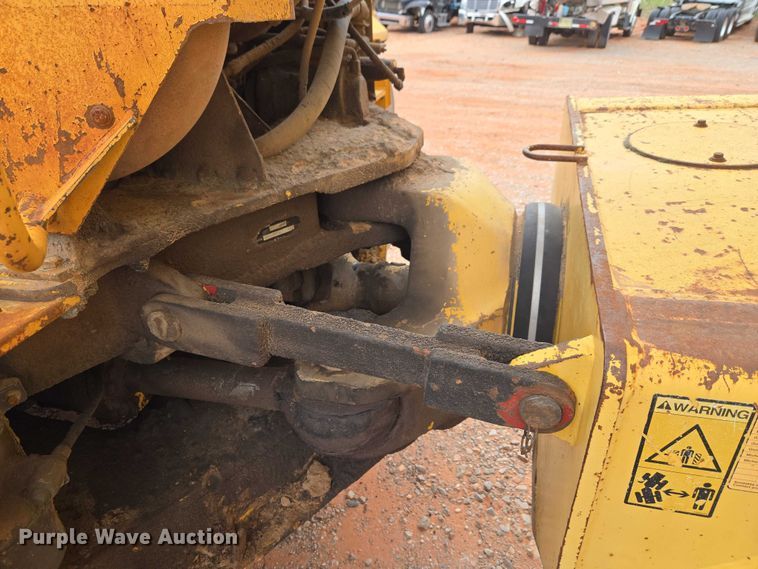 image for item YA2770 2000 Volvo A40 articulated haul truck