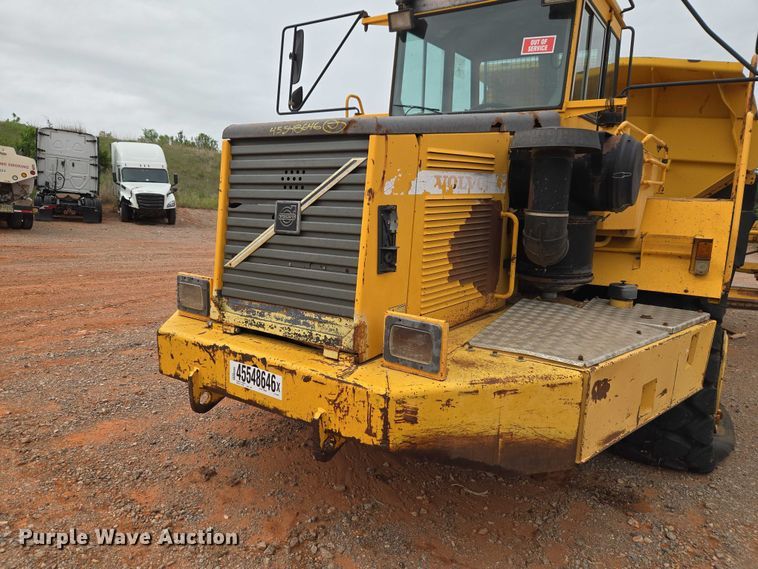image for item YA2770 2000 Volvo A40 articulated haul truck