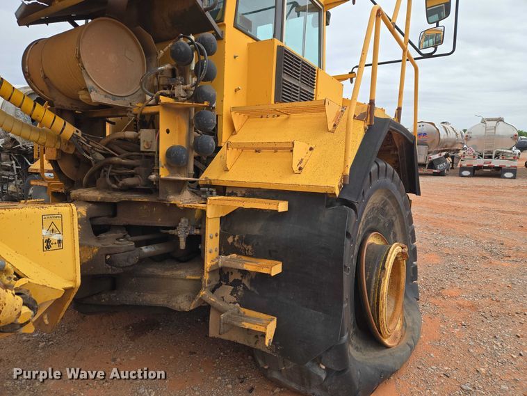 image for item YA2770 2000 Volvo A40 articulated haul truck