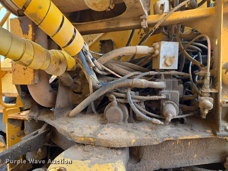 image for item YA2770 2000 Volvo A40 articulated haul truck