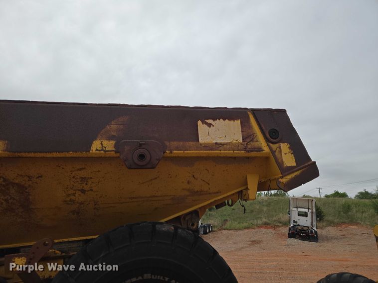image for item YA2770 2000 Volvo A40 articulated haul truck