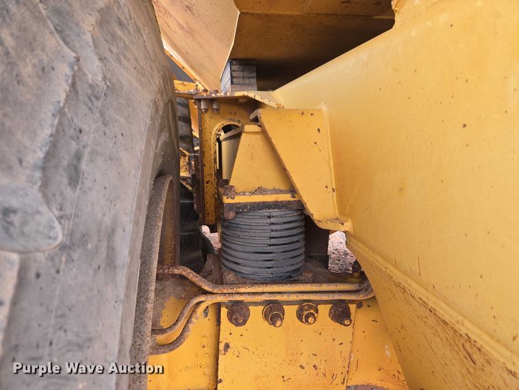 image for item YA2770 2000 Volvo A40 articulated haul truck