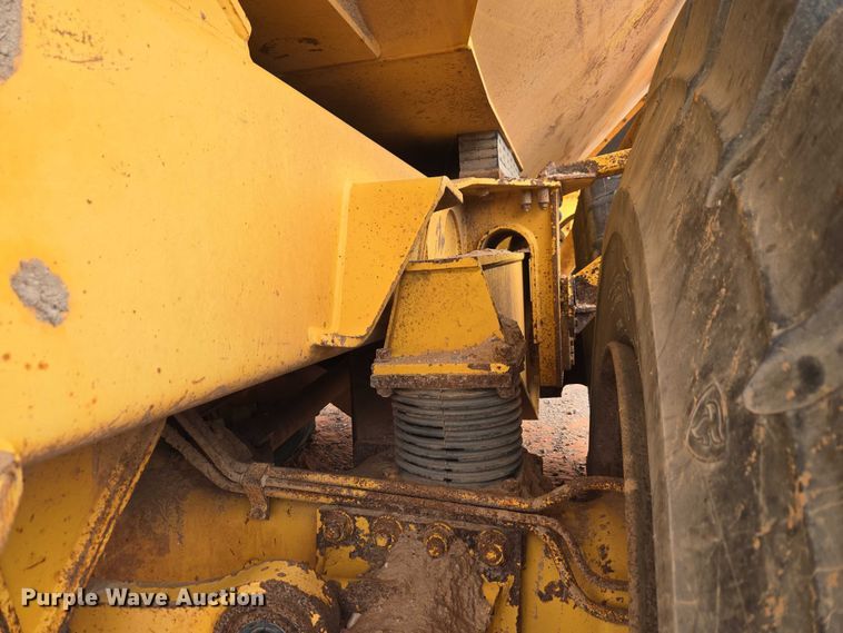 image for item YA2770 2000 Volvo A40 articulated haul truck