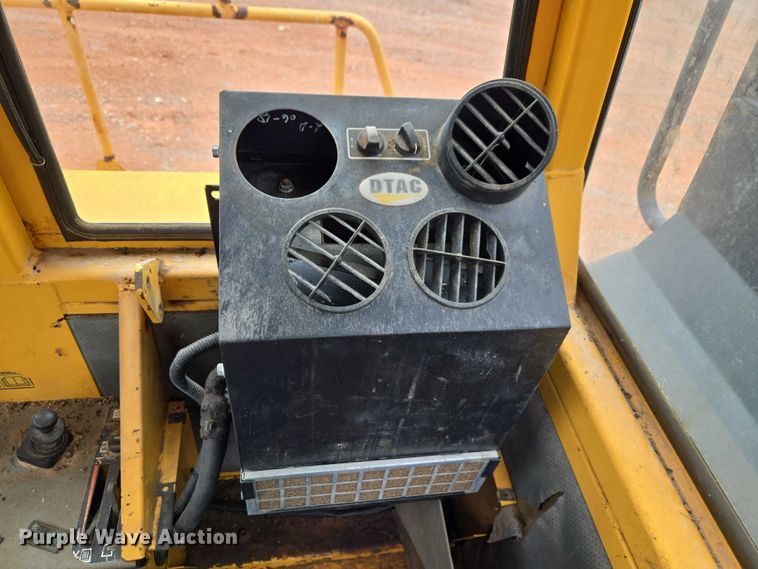 image for item YA2770 2000 Volvo A40 articulated haul truck