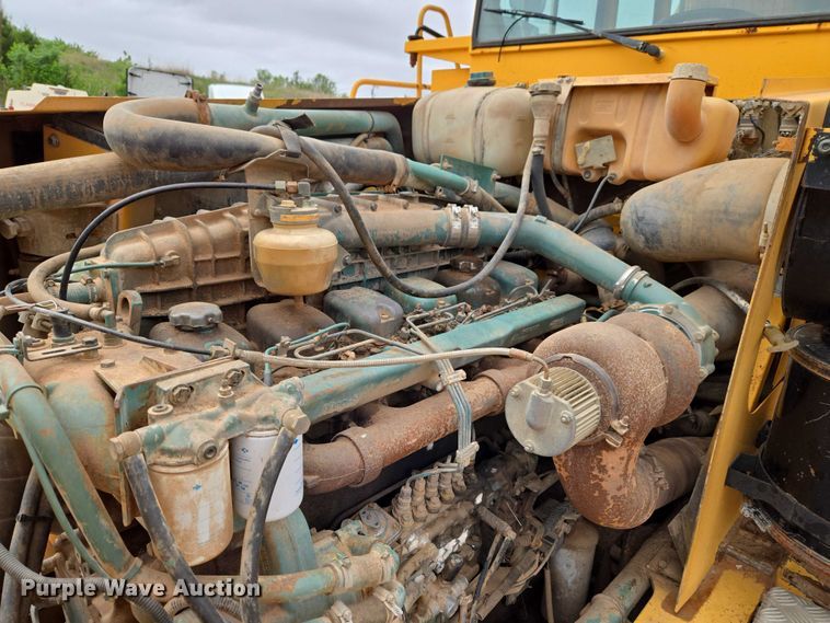 image for item YA2770 2000 Volvo A40 articulated haul truck