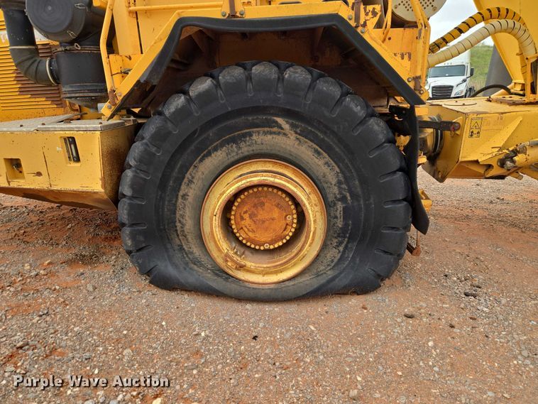 image for item YA2770 2000 Volvo A40 articulated haul truck