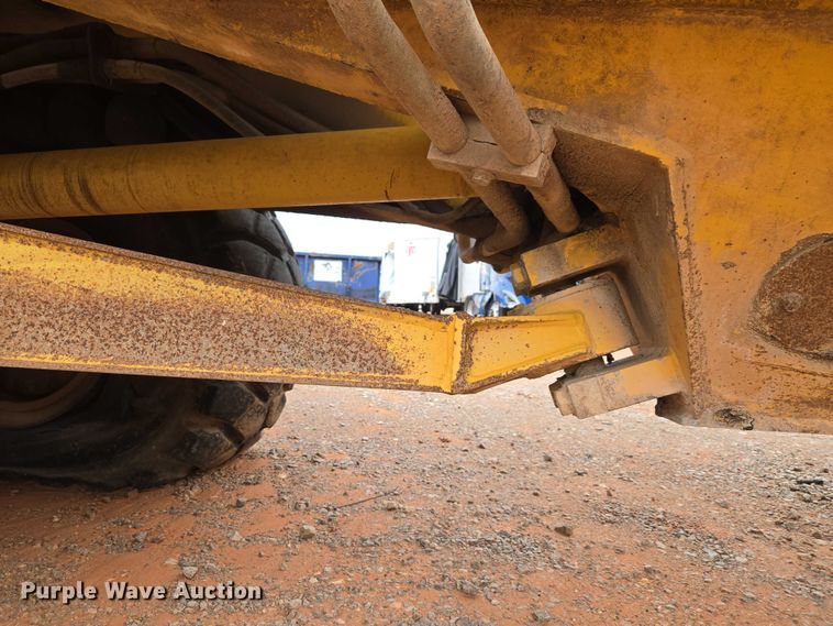 image for item YA2770 2000 Volvo A40 articulated haul truck