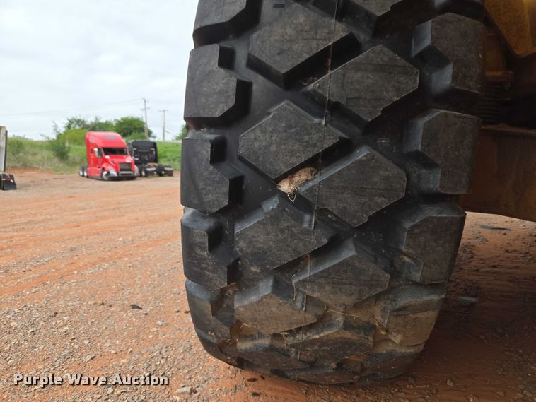 image for item YA2770 2000 Volvo A40 articulated haul truck