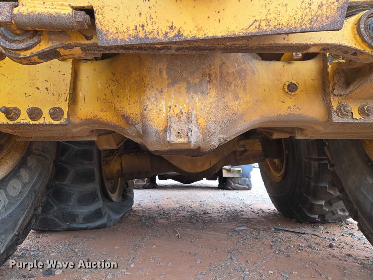 image for item YA2770 2000 Volvo A40 articulated haul truck