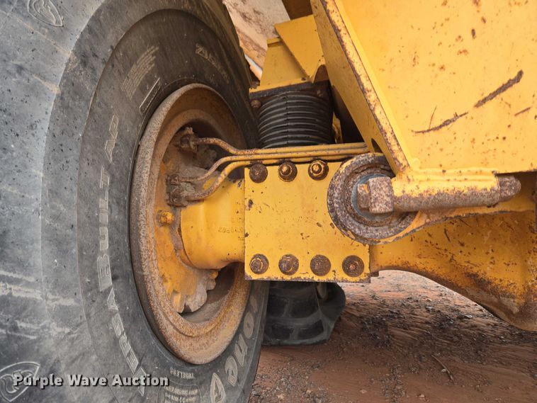image for item YA2770 2000 Volvo A40 articulated haul truck