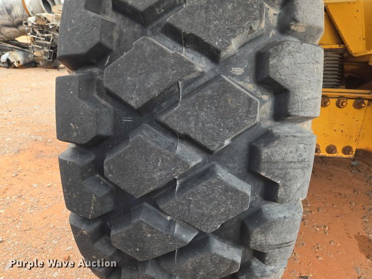 image for item YA2770 2000 Volvo A40 articulated haul truck