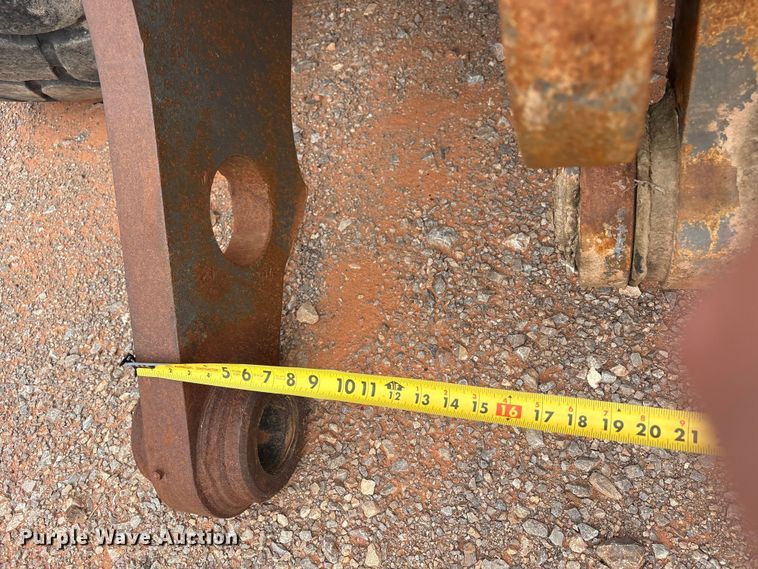 image for item YA2772 1999 Volvo L180C wheel loader