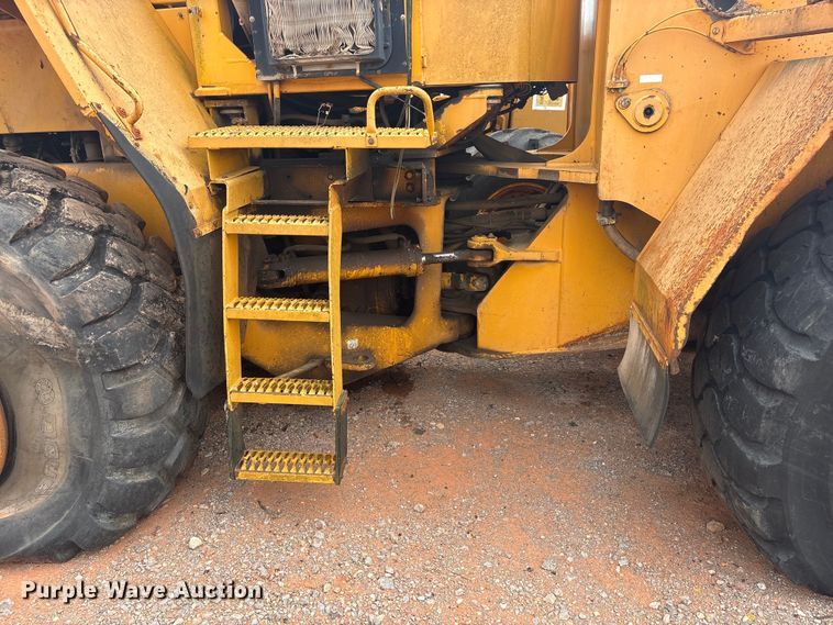 image for item YA2772 1999 Volvo L180C wheel loader